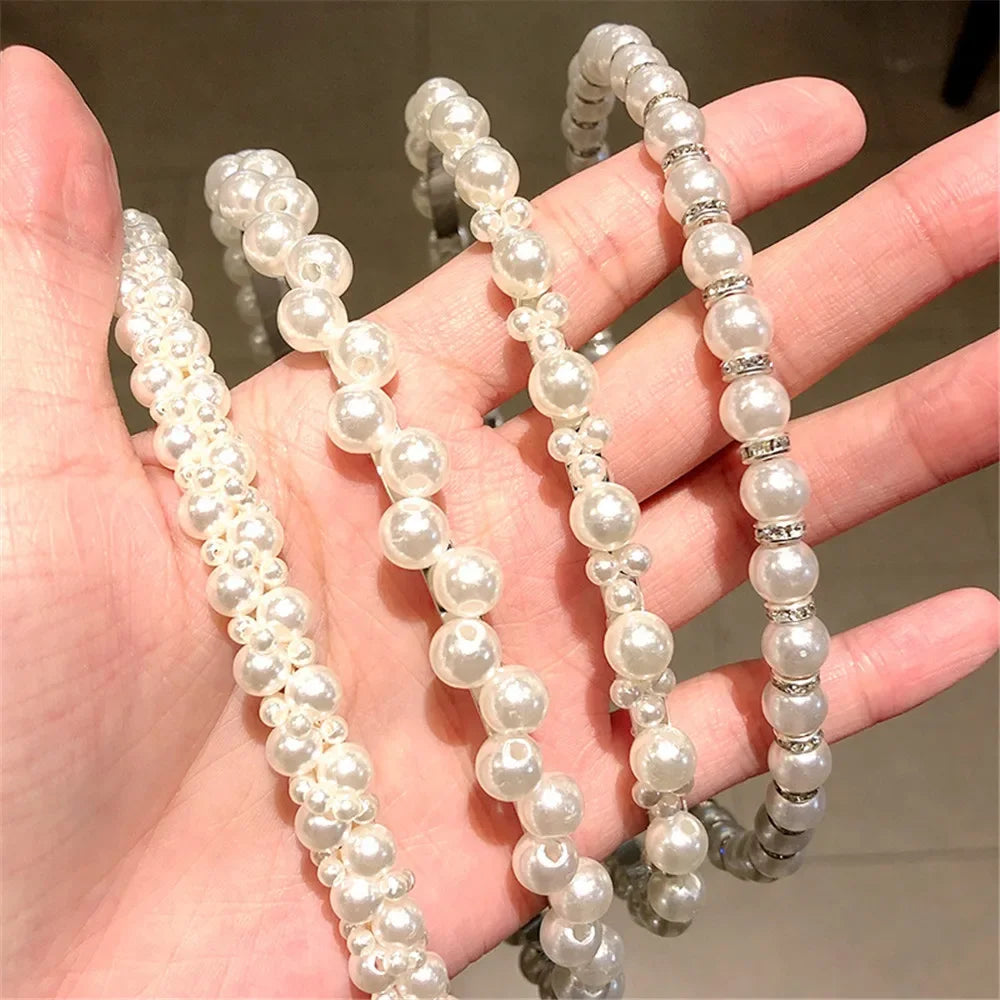 Shimmering Elegance: Pearl and Rhinestone Hairband