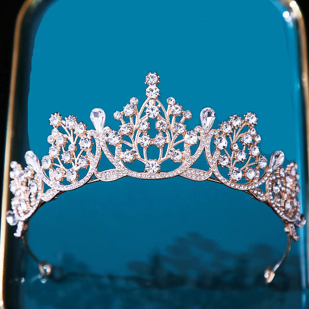 A Royal Affair Elegant Crystal Tiara for Princesses